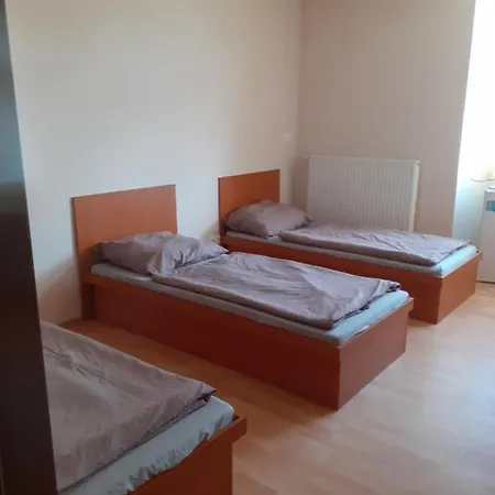 Oreg Udvarhaz Rajka
